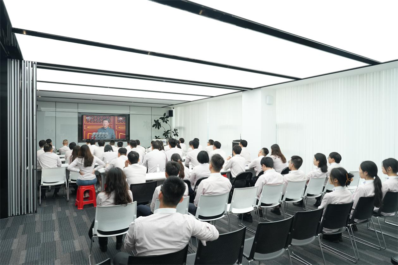 Dix ans de hauts et de bas, 1,4 milliard de cœurs : QGM partage sa gloire avec la patrie